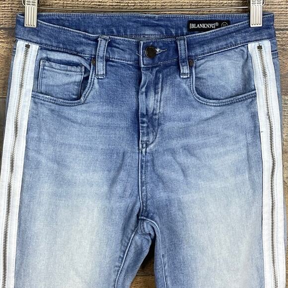BlankNYC The Great Jones Mid Rise Zipper Trim Skinny Jeans Slumlord Blue Size 27 - Picture 2 of 12